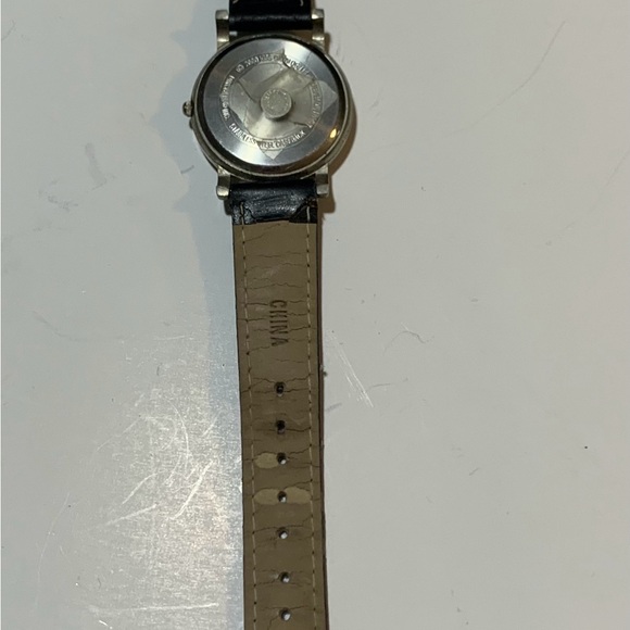 Kiss leather watch - Picture 4 of 5